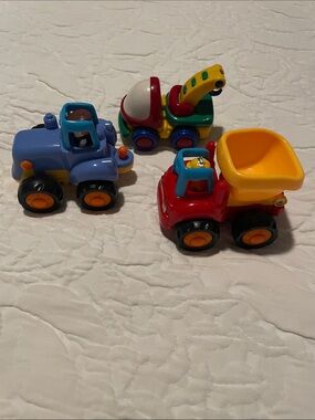 Colorful Toddler Construction Trucks Set - Red, Blue & Yellow